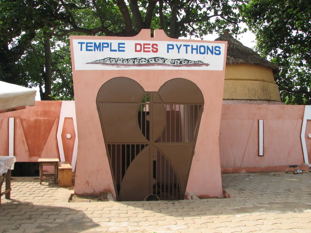 Image result for temple des pythons ouidah benin